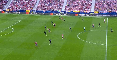 星空体育-【早报】老巴萨要带着神莱万去踢欧联了？