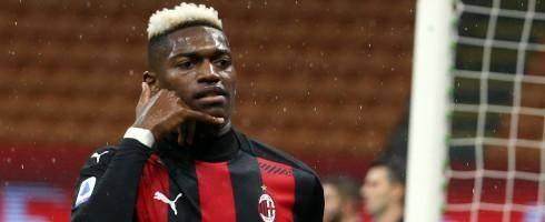 星空体育-【早报】老巴萨要带着神莱万去踢欧联了？